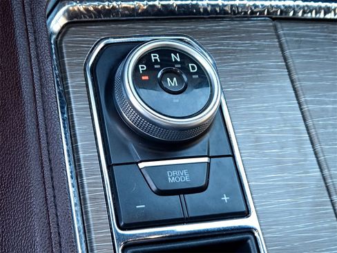 Used 2023 Ford Expedition Limited image 22