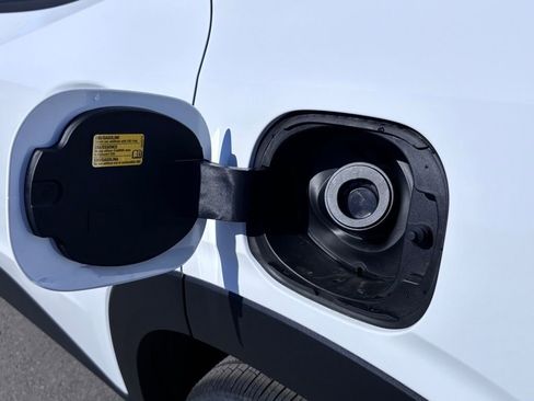 New 2025 Chevrolet Trax LT w/ Driver Confidence Package image 6