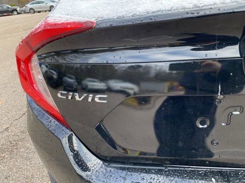 Used 2020 Honda Civic LX image 7