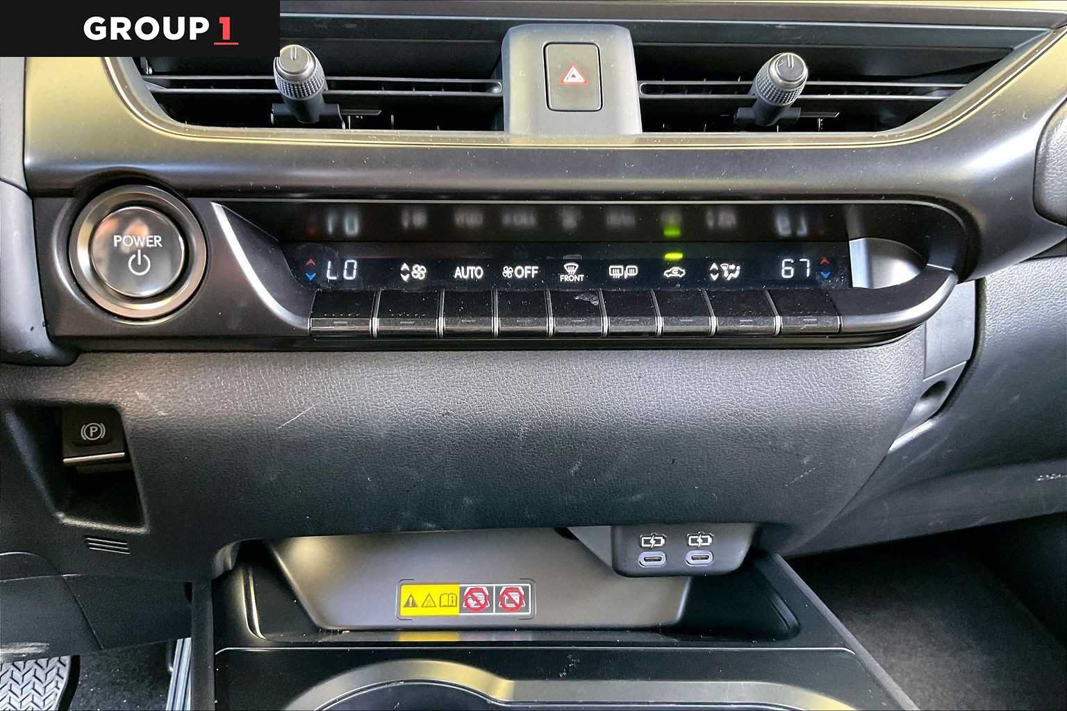 Certified 2026 Lexus UX 300h FWD image 31