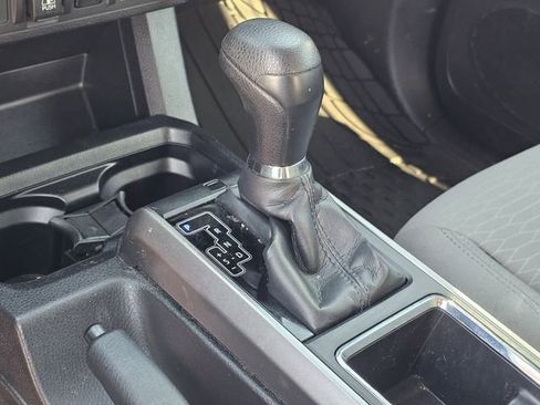 Used 2019 Toyota Tacoma SR5 image 20