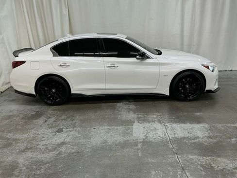 Used 2018 INFINITI Q50 Luxe w/ Essential Package (3.0T Luxe) AWD/4WD image 2