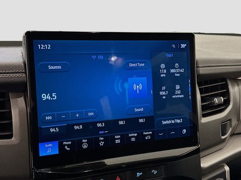 Used 2024 Ford Expedition Max XLT image 21