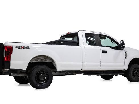 Used 2019 Ford F250 XL w/ Power Equipment Group AWD/4WD image 3