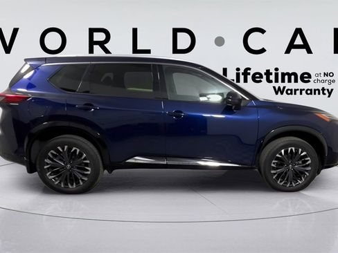 Used 2024 Nissan Rogue Platinum w/ Platinum Premium Package image 15