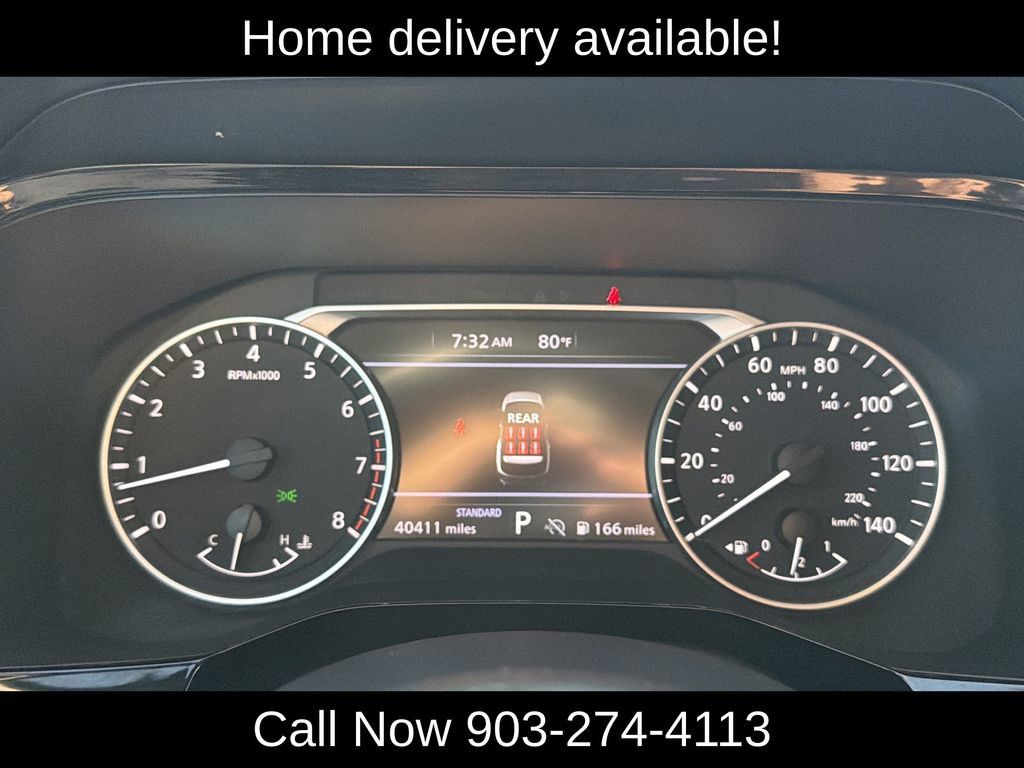 Used 2025 Nissan Pathfinder SV FWD image 22