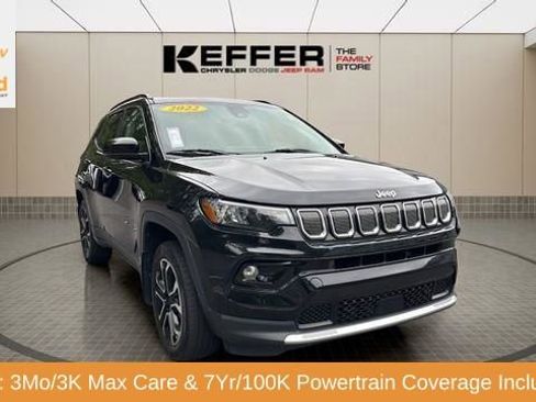 Certified 2022 Jeep Compass Limited w/ Sun and Sound Group AWD/4WD image 11