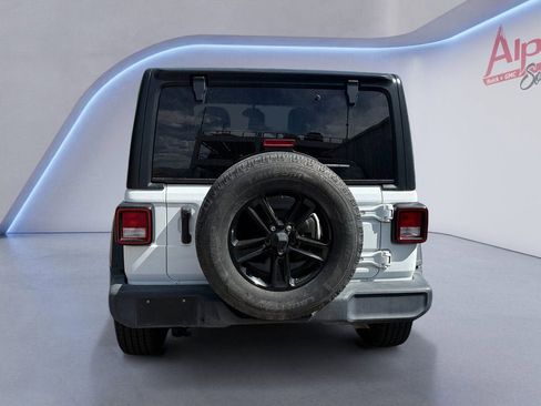 Used 2022 Jeep Wrangler Unlimited Sport AWD/4WD image 4