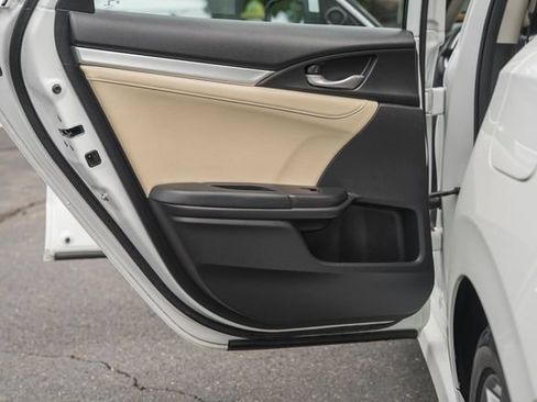 Used 2019 Honda Civic EX-L image 34