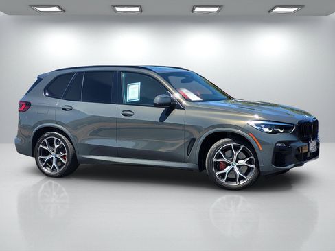 Used 2021 BMW X5 M50i AWD/4WD image 3