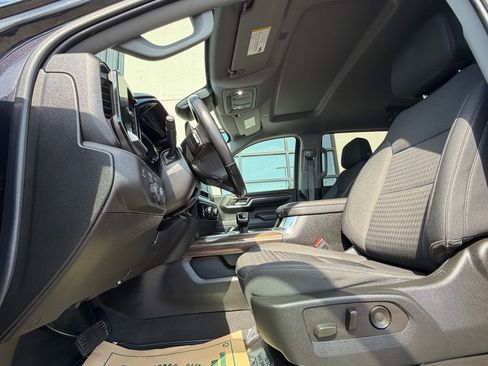 Used 2023 Chevrolet Silverado 1500 RST w/ Z71 Off-Road Package image 11