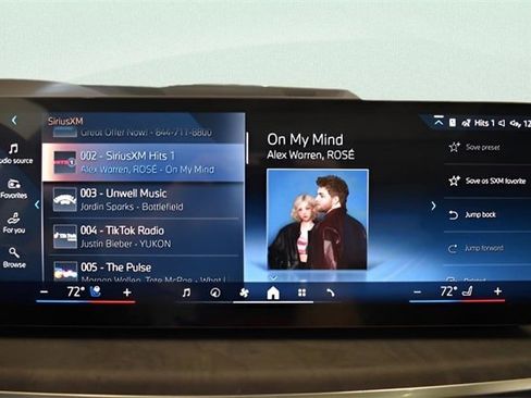 New 2026 BMW X7 xDrive40i w/ Premium Package image 25