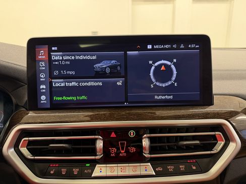 Used 2024 BMW X4 M40i w/ Premium Package image 19