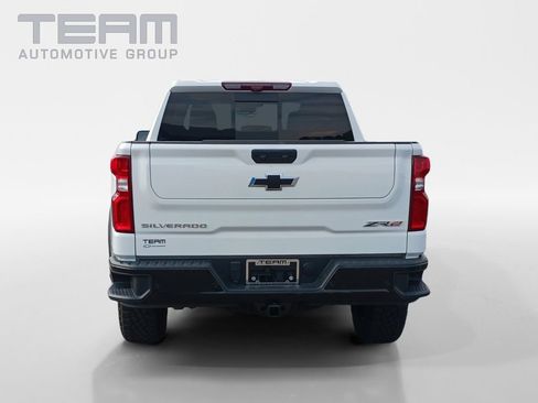 Used 2025 Chevrolet Silverado 1500 ZR2 w/ Technology Package AWD/4WD image 6