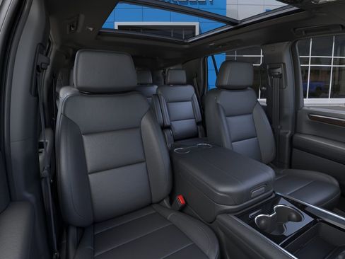 New 2026 Chevrolet Tahoe Z71 w/ Comfort Package AWD/4WD image 16