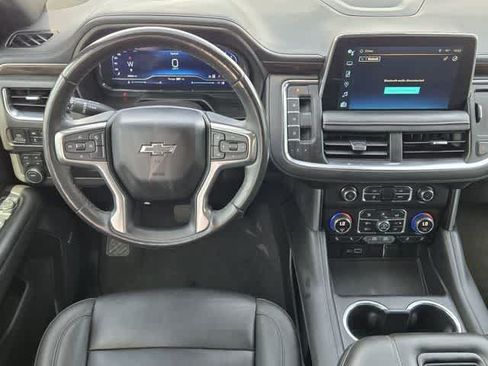 Used 2023 Chevrolet Suburban Z71 AWD/4WD image 17