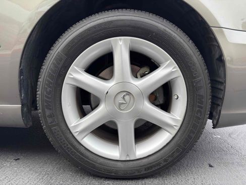 Used 2004 INFINITI Q45 Luxury w/ Journey Pkg image 27