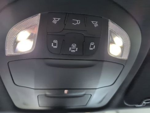 New 2026 Chrysler Voyager LX FWD image 26
