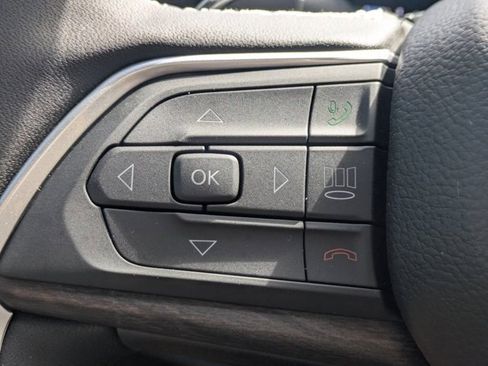 New 2025 Jeep Grand Cherokee L Limited w/ Black Appearance Package image 22