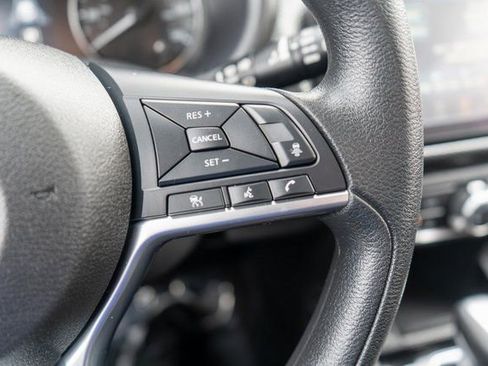 Used 2023 Nissan Kicks SV image 25