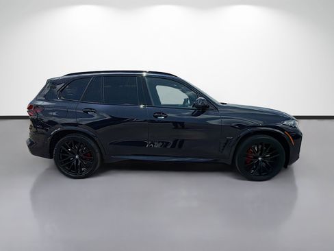 New 2026 BMW X5 xDrive40i w/ M Sport Package AWD/4WD image 2