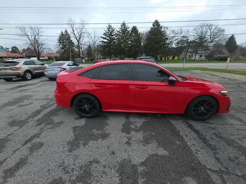 Used 2023 Honda Civic Sport image 5