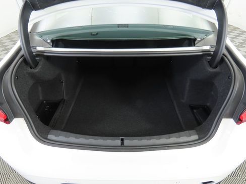 New 2026 BMW 330i Sedan w/ M Sport Package image 28