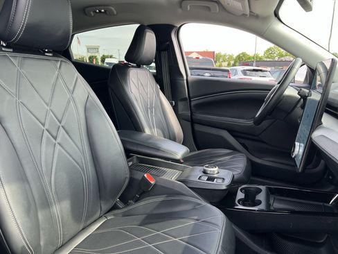 Certified 2023 Ford Mustang Mach-E Select AWD/4WD image 26