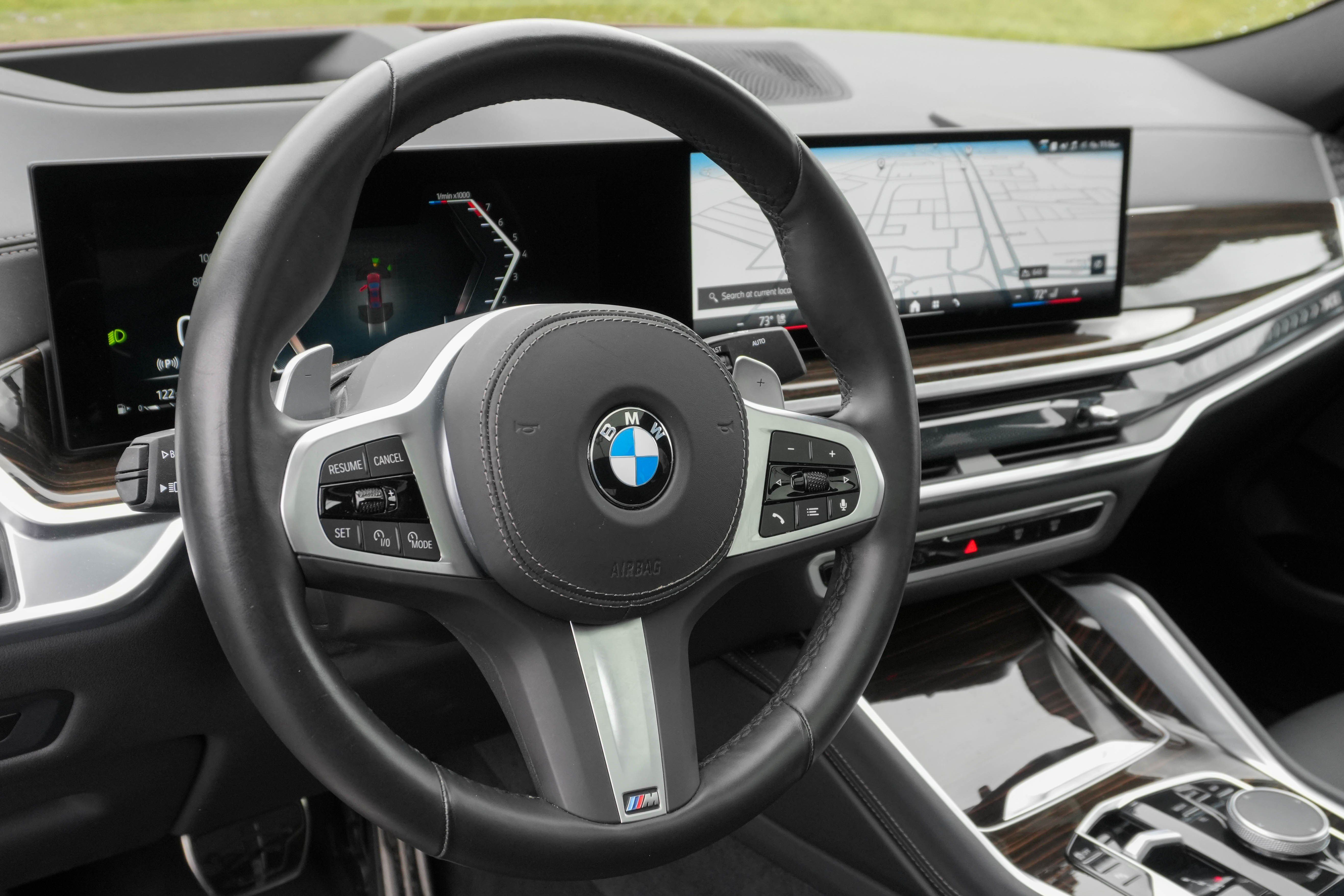 Certified 2025 BMW X6 xDrive40i AWD/4WD image 9