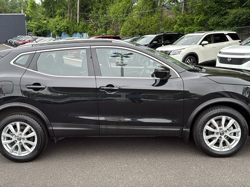 Certified 2021 Nissan Rogue Sport SV AWD/4WD image 26