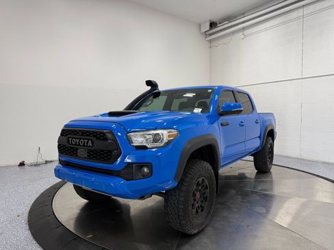 Used 2019 Toyota Tacoma TRD Pro image 3