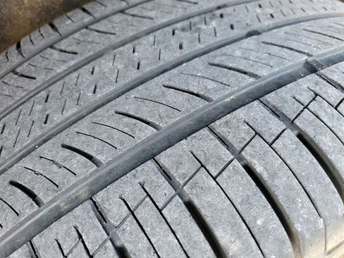 Used 2015 Cadillac Escalade Premium image 35