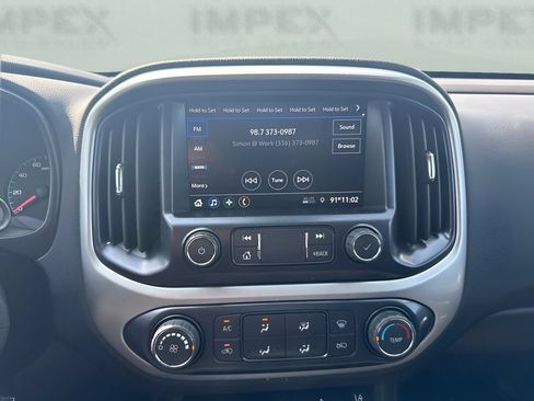Used 2022 Chevrolet Colorado LT w/ Fleet Safety Package RWD image 8