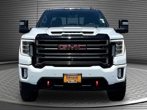 Used 2021 GMC Sierra 2500 AT4 w/ AT4 Premium Plus Package AWD/4WD image 2
