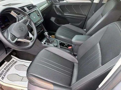 Certified 2023 Volkswagen Tiguan SE AWD/4WD image 4