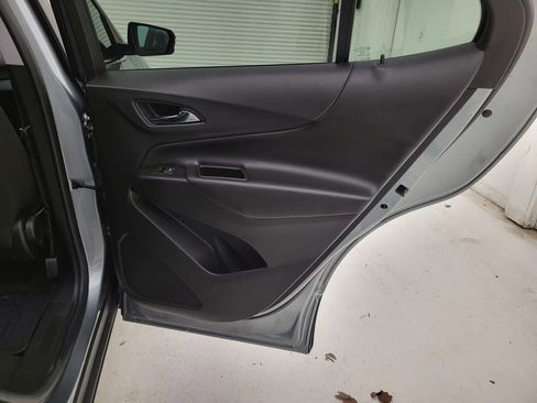 Certified 2024 Chevrolet Equinox LT image 33