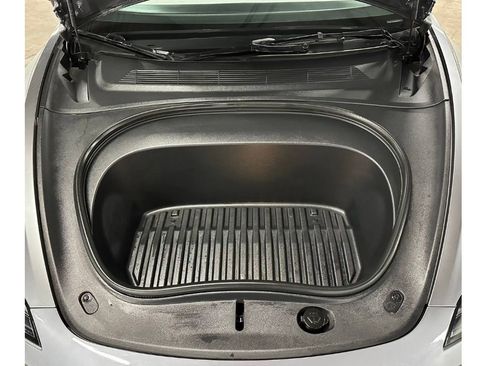 Used 2025 Tesla Model 3 Long Range image 4