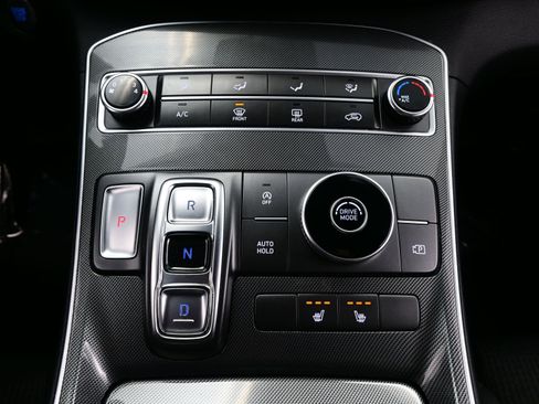 Certified 2022 Hyundai Santa Fe SEL image 21