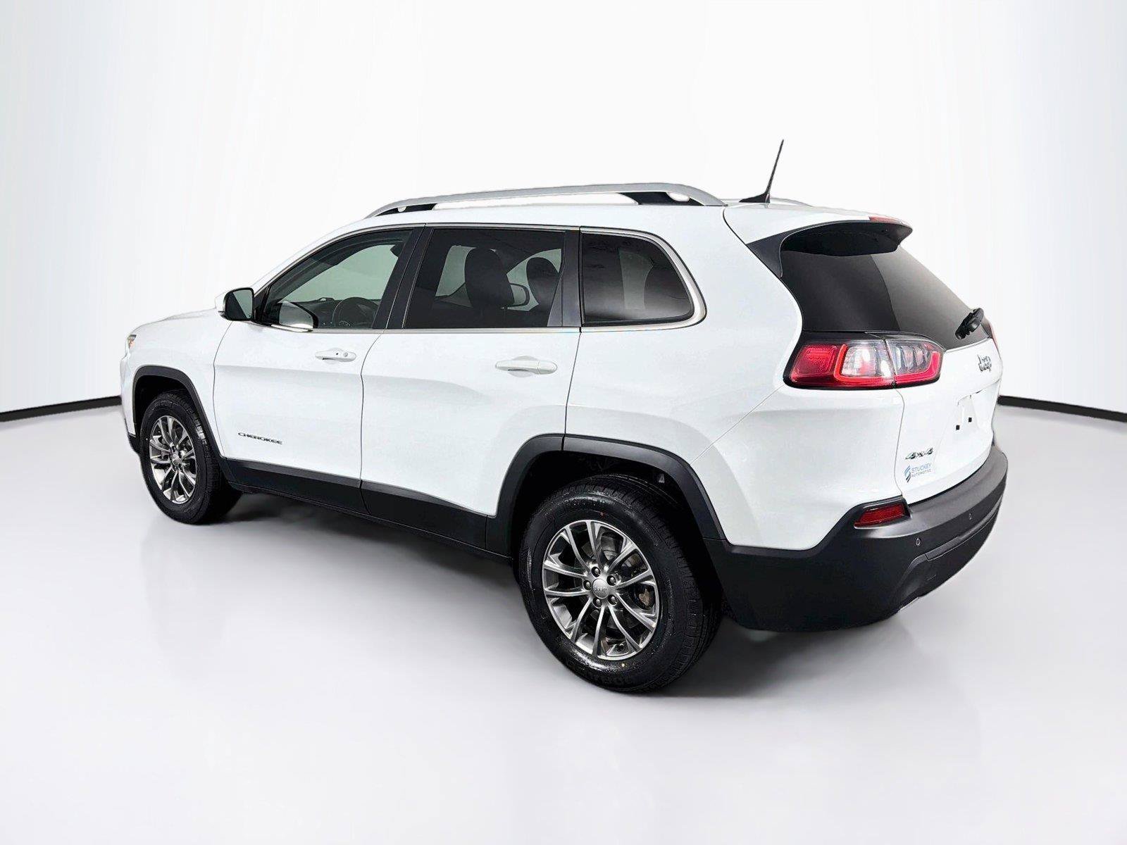 Used 2021 Jeep Cherokee Latitude Lux w/ Comfort/Convenience Group AWD/4WD image 9
