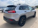 Used 2016 Jeep Cherokee Sport w/ Cold Weather Group image 4
