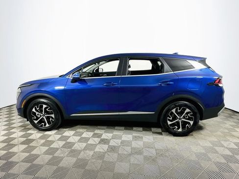 Used 2025 Kia Sportage EX FWD image 6