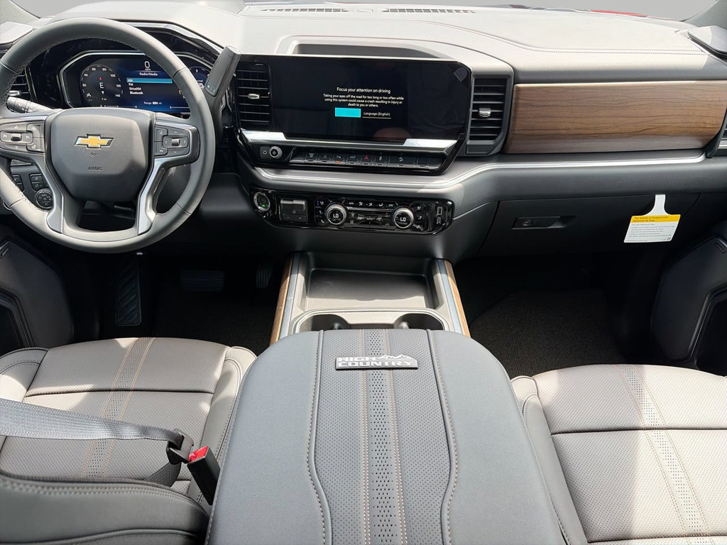 New 2026 Chevrolet Silverado 2500 High Country w/ High Country Premium Package AWD/4WD image 9