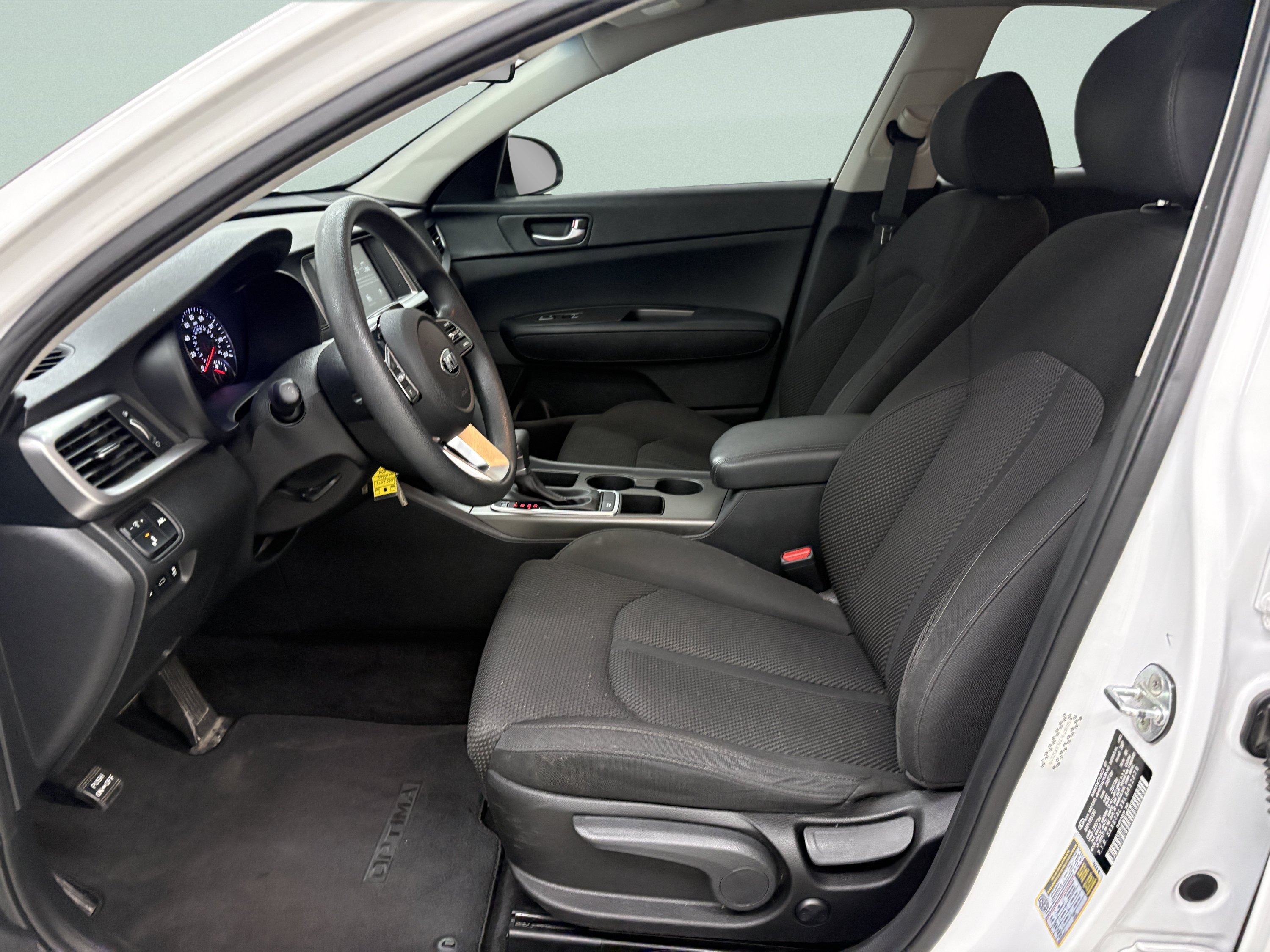 Used 2020 Kia Optima LX FWD image 11