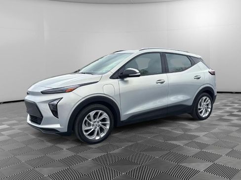 Used 2023 Chevrolet Bolt EUV LT image 1
