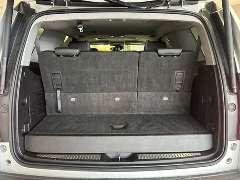 Used 2019 Chevrolet Tahoe LT image 32