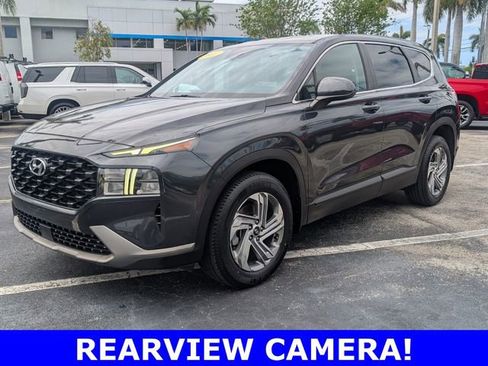 Used 2022 Hyundai Santa Fe SE FWD image 3