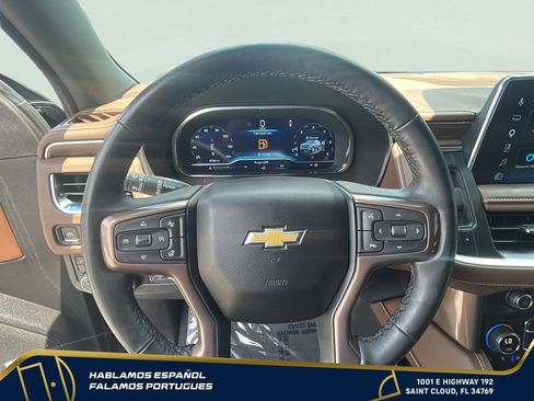 Used 2024 Chevrolet Suburban High Country AWD/4WD image 18