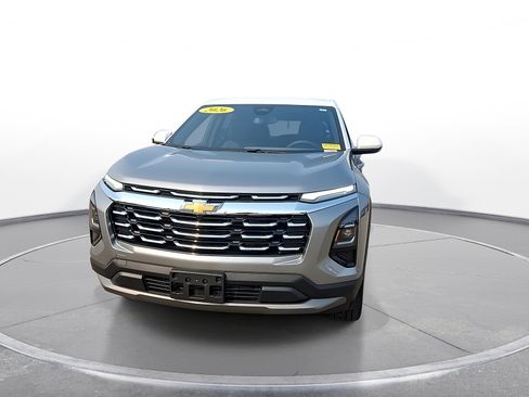 Used 2026 Chevrolet Equinox LT w/ Convenience Package II AWD/4WD image 3