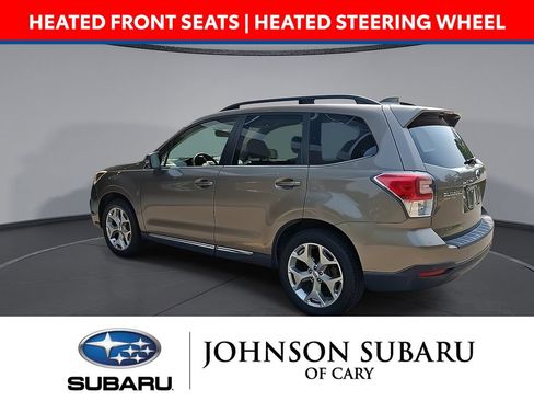 Used 2018 Subaru Forester 2.5i Touring AWD/4WD image 2