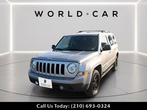 Used 2017 Jeep Patriot Sport w/ Power Value Group image 3